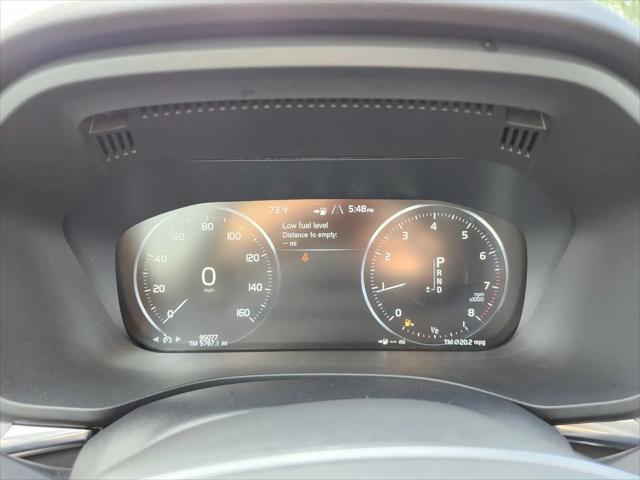2020 Volvo XC60 T5 Momentum