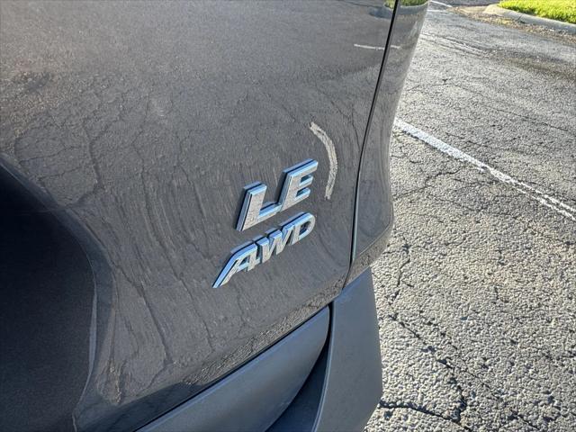 2022 Toyota RAV4 LE