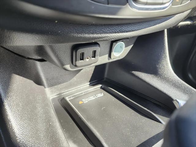 2023 Chevrolet Traverse AWD LT Cloth