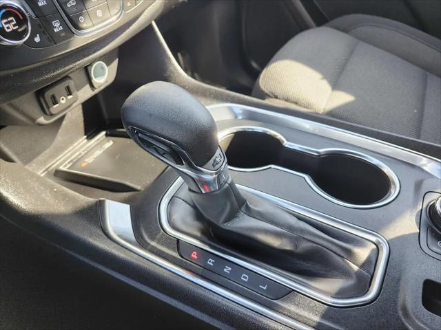 2023 Chevrolet Traverse AWD LT Cloth