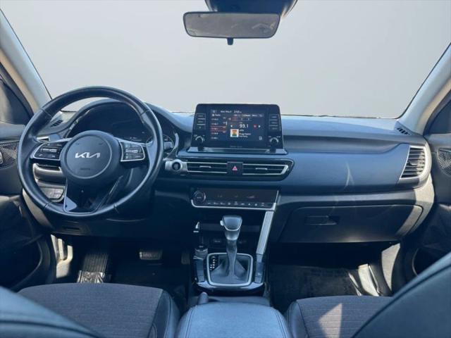 2023 Kia Seltos S