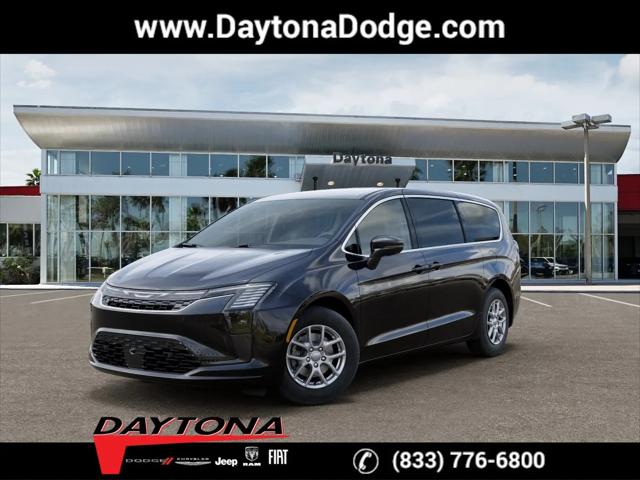 2027 Chrysler Pacifica Select for sale in Daytona Beach, FL