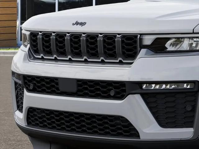 2026 Jeep Grand Cherokee 85th Anniversary Edition