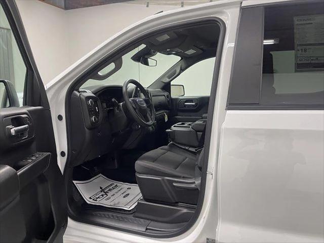 2026 GMC Sierra 1500 Crew Cab, Short Bed, Pro, 4WD