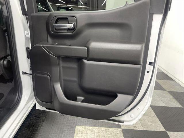 2026 GMC Sierra 1500 Crew Cab, Short Bed, Pro, 4WD