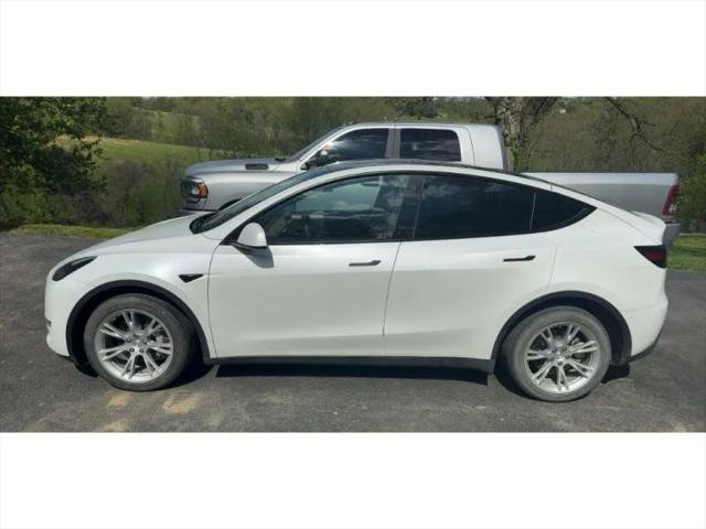 2023 Tesla Model Y Long Range Dual Motor All-Wheel Drive