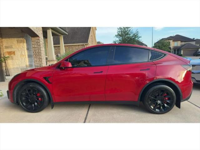 2022 Tesla Model Y Long Range Dual Motor All-Wheel Drive