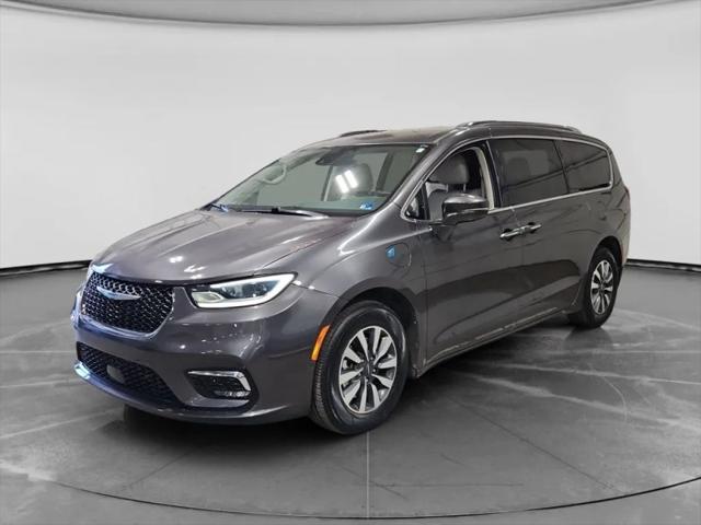 2021 Chrysler Pacifica Hybrid Touring L for sale in Richmond, VA