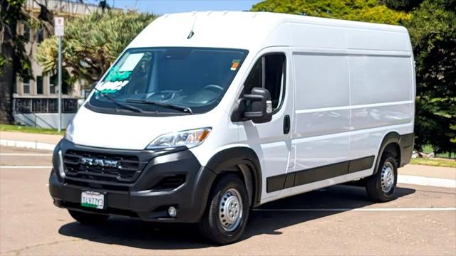 2025 Ram ProMaster 2500 Cargo Van Tradesman High Roof 159" WB w/Pass Seat