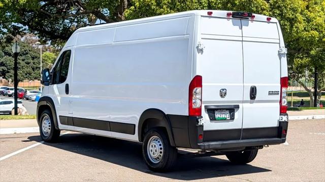 2025 Ram ProMaster 2500 Cargo Van Tradesman High Roof 159" WB w/Pass Seat