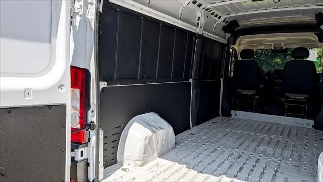2025 Ram ProMaster 2500 Cargo Van Tradesman High Roof 159" WB w/Pass Seat
