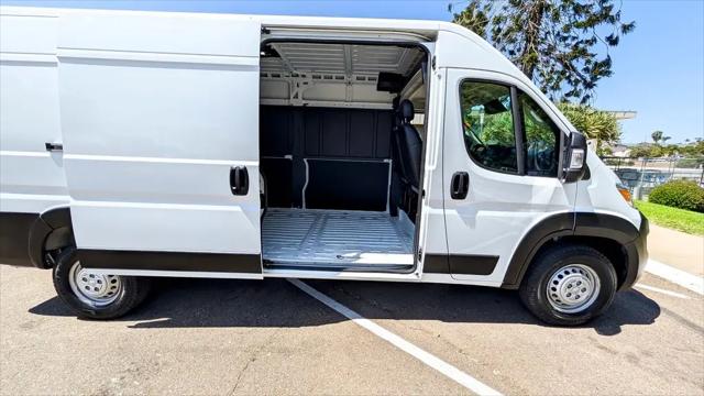 2025 Ram ProMaster 2500 Cargo Van Tradesman High Roof 159" WB w/Pass Seat