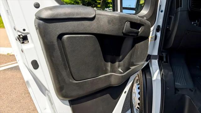 2025 Ram ProMaster 2500 Cargo Van Tradesman High Roof 159" WB w/Pass Seat