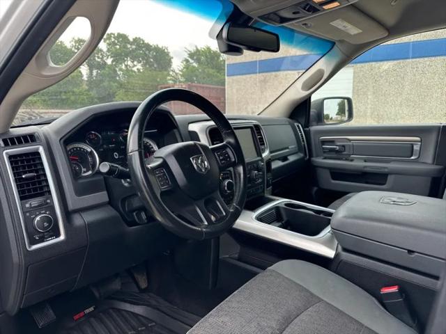2017 Ram 1500 Lone Star Crew Cab 4x4 5'7" Box