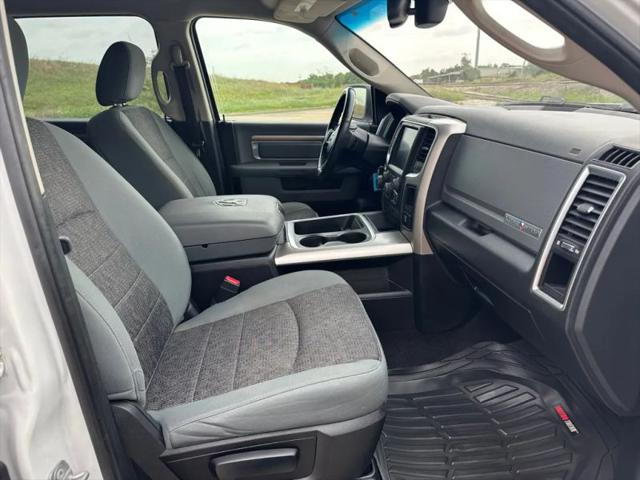 2017 Ram 1500 Lone Star Crew Cab 4x4 5'7" Box