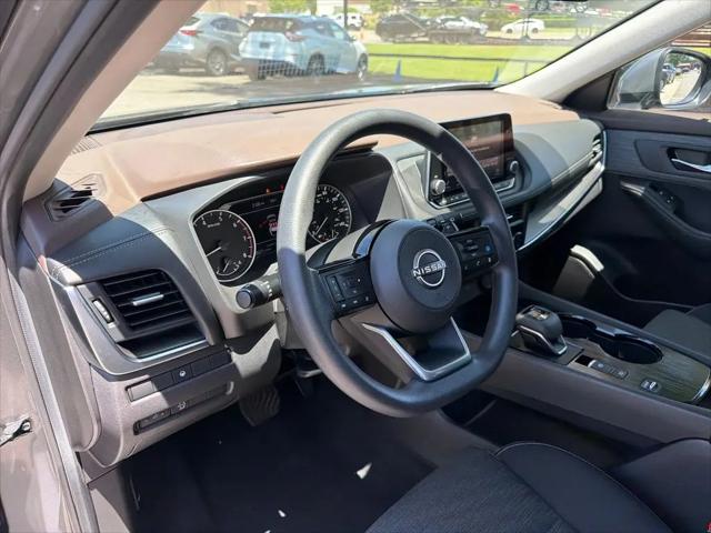 2023 Nissan Rogue SV FWD