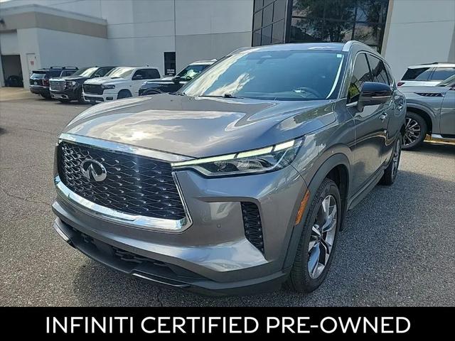 2023 INFINITI QX60 LUXE