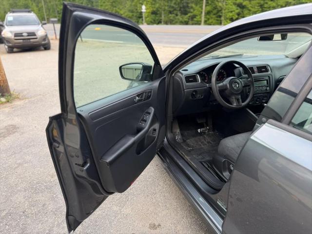 2013 Volkswagen Jetta 2.0L S