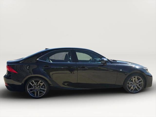 2017 Lexus IS 200t 200t