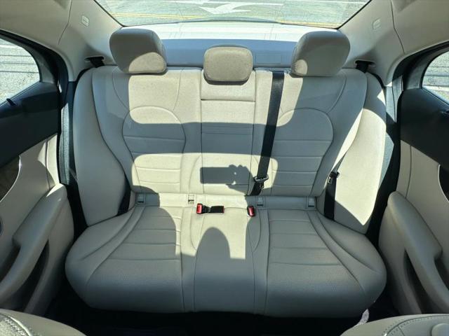2016 Mercedes-Benz C-CLASS C 300