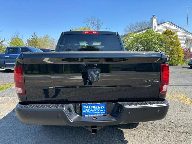 2022 Ram 1500 Classic Warlock Crew Cab 4x4 5'7" Box