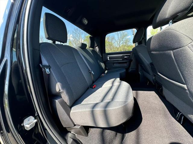 2022 Ram 1500 Classic Warlock Crew Cab 4x4 5'7" Box