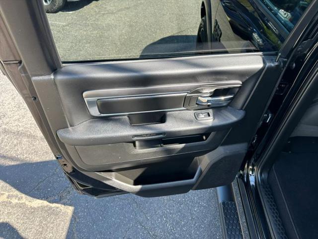 2022 Ram 1500 Classic Warlock Crew Cab 4x4 5'7" Box