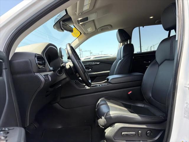 2023 Honda Pilot AWD EX-L 8 Passenger