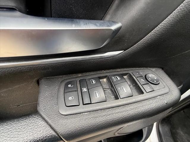 2022 Ram 1500 Lone Star Crew Cab 4x2 5'7" Box