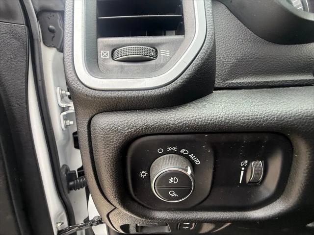 2022 Ram 1500 Lone Star Crew Cab 4x2 5'7" Box