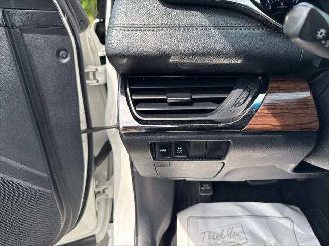 2013 Toyota Avalon XLE