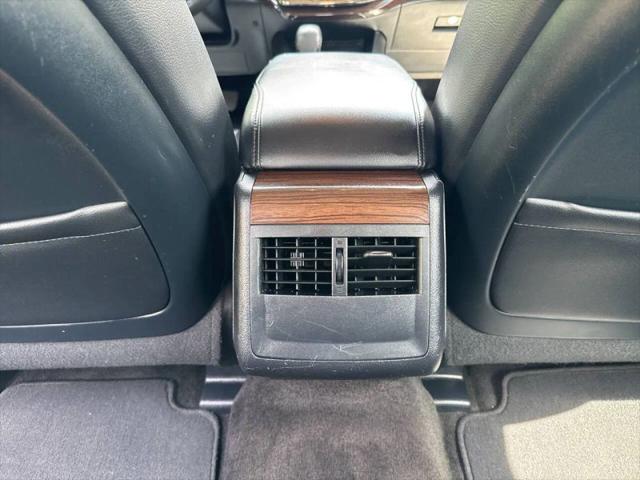 2013 Toyota Avalon XLE