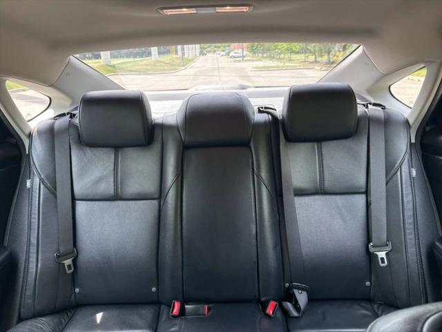 2013 Toyota Avalon XLE