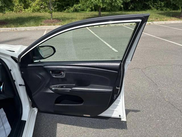 2013 Toyota Avalon XLE