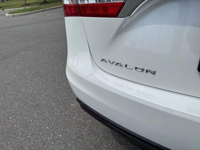 2013 Toyota Avalon XLE