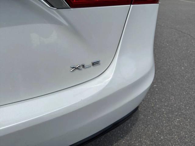2013 Toyota Avalon XLE