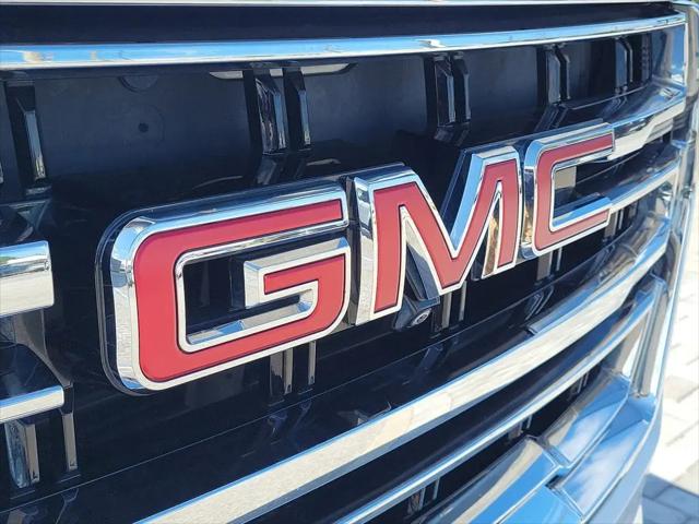 2023 GMC Yukon 4WD SLT