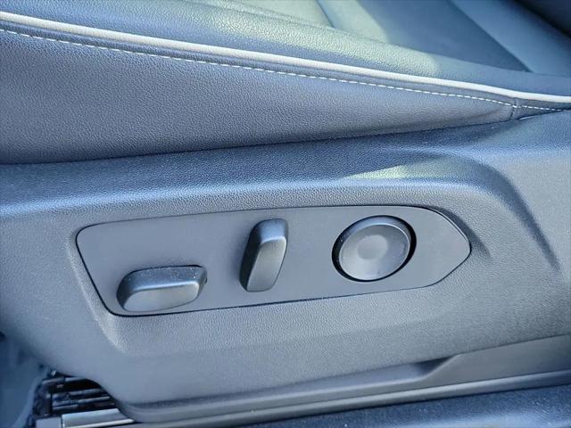 2023 GMC Yukon 4WD SLT