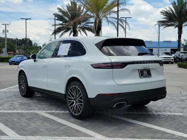 2022 Porsche Cayenne Cayenne