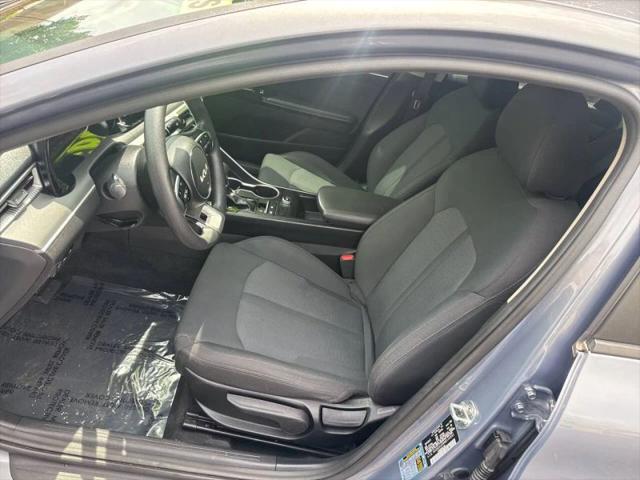 2022 Kia K5 LX