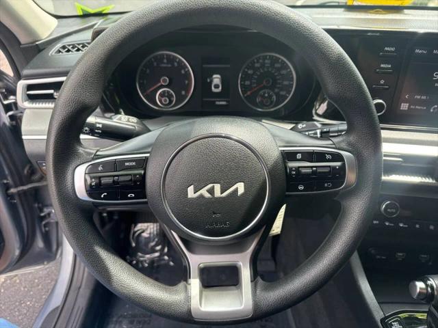 2022 Kia K5 LX