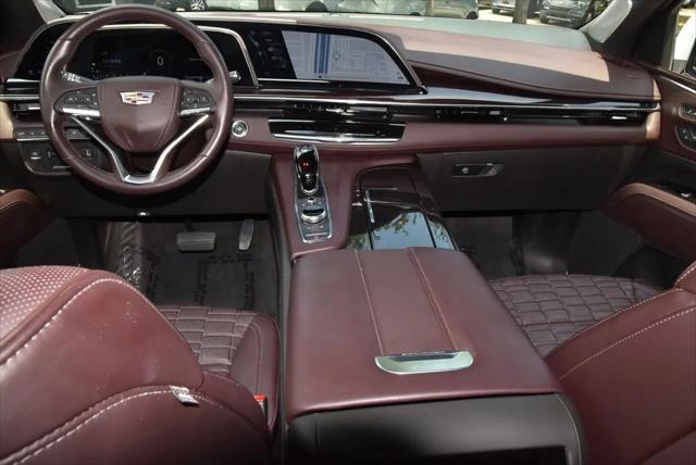2023 Cadillac Escalade ESV 4WD Sport Platinum