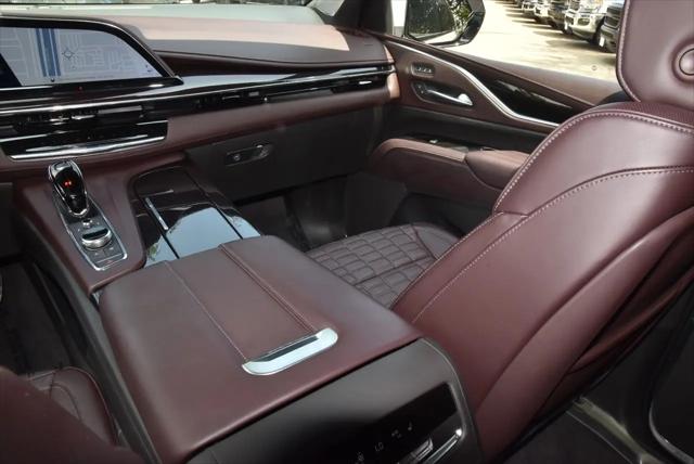 2023 Cadillac Escalade ESV 4WD Sport Platinum