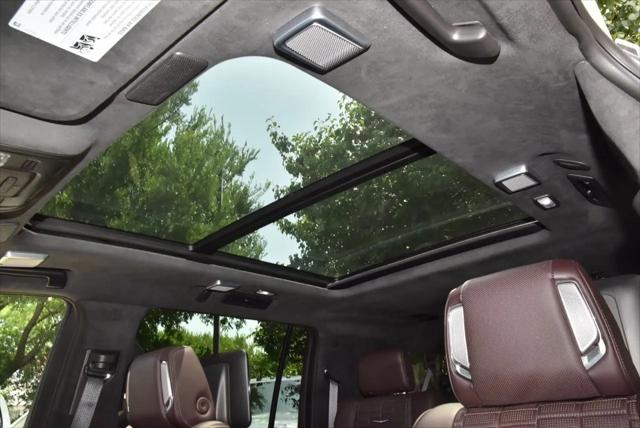 2023 Cadillac Escalade ESV 4WD Sport Platinum