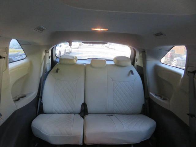 2022 Toyota Sienna LE