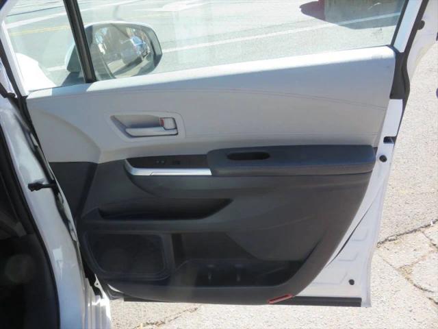 2022 Toyota Sienna LE