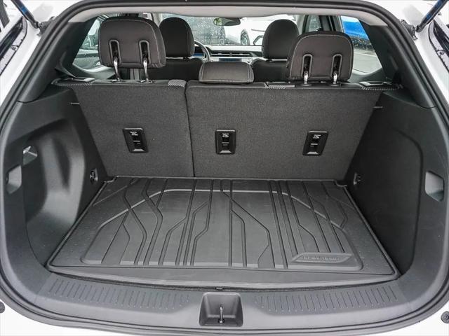 2027 Chevrolet Bolt LT FWD