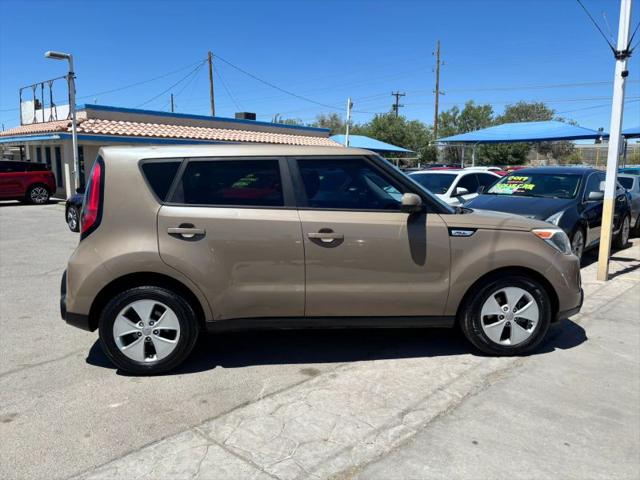 2016 Kia Soul Base