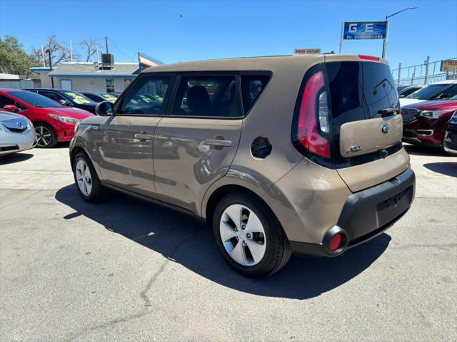 2016 Kia Soul Base