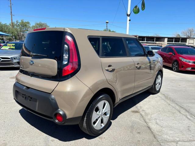 2016 Kia Soul Base